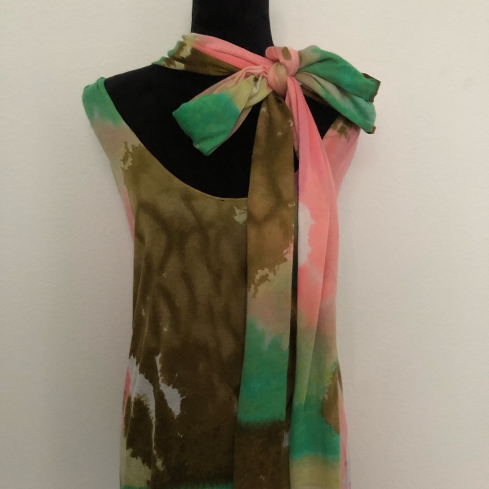 One of a Kind Resort Wear Maxi Dress - Picture 6 of 14